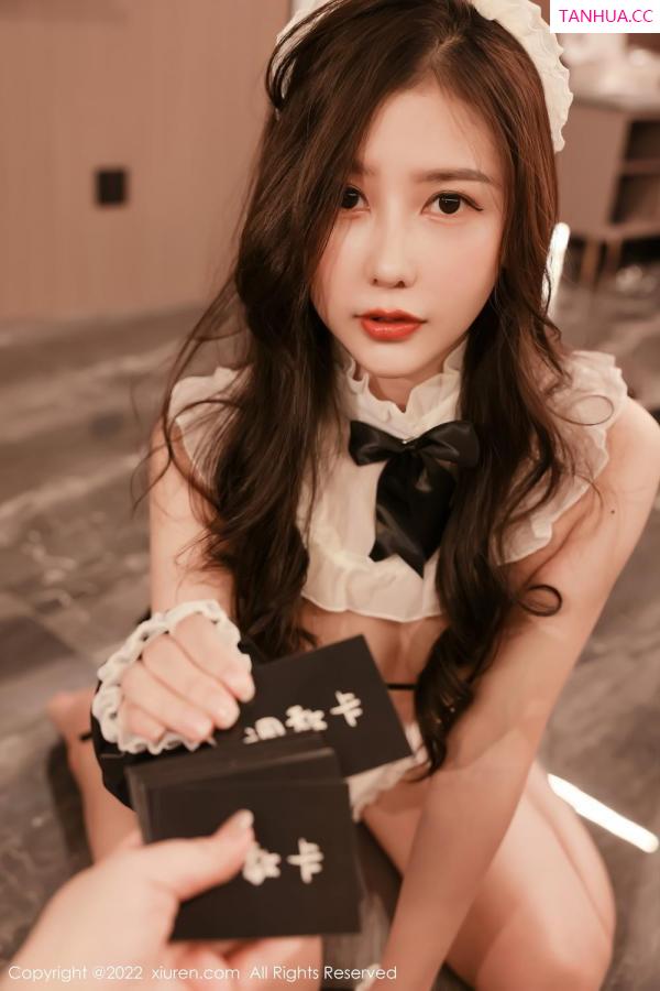 尹甜甜  [XiuRen]高清写真图 2022.03.01 No.4650 尹甜甜第5张图片
